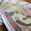 В июне средняя зарплата повысилась до 2,7 тысячи гривен