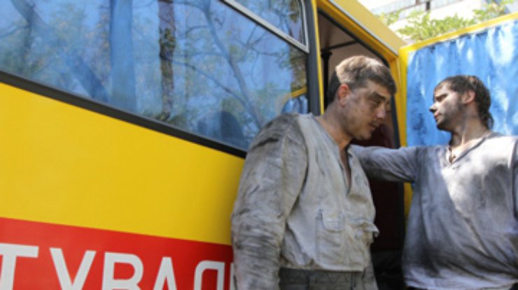 На шахтах в Макеевке и Суходольске погибли уже 37 горняков