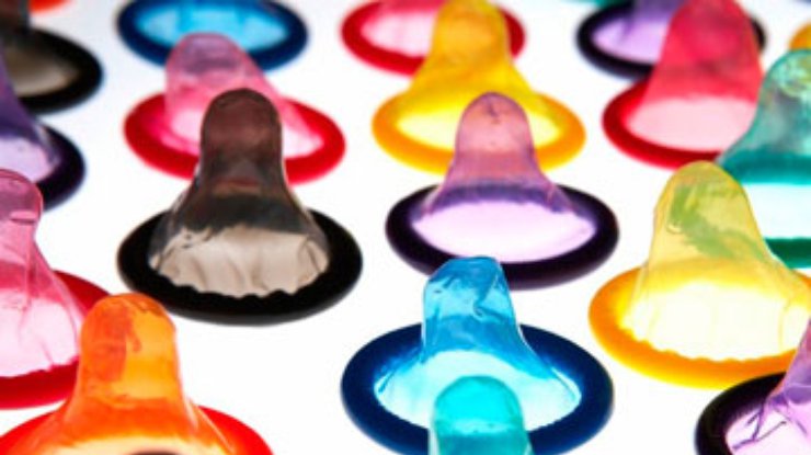 В разгар лета в Украине подорожают презервативы?