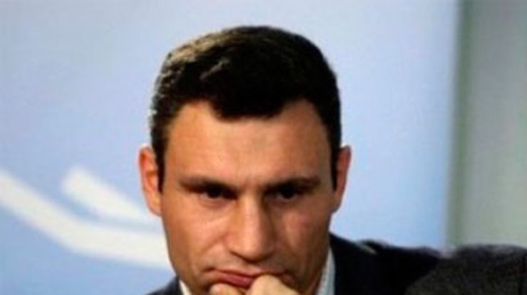 В ПР решили, что Кличко стал жертвой "стервятников" Тимошенко