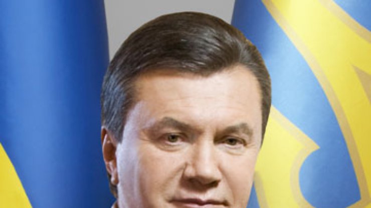 Лесников заставили накупить портретов Януковича на 15 миллионов гривен