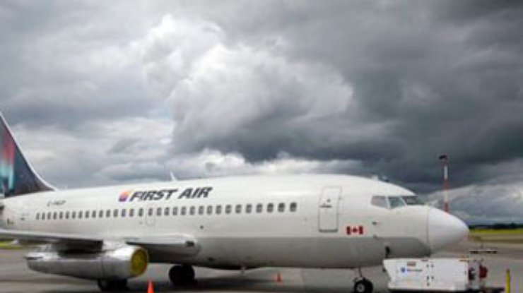 12 человек погибли во время крушения самолета в Канаде
