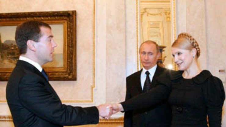 Медведев: Тимошенко судят за договоренности с Россией
