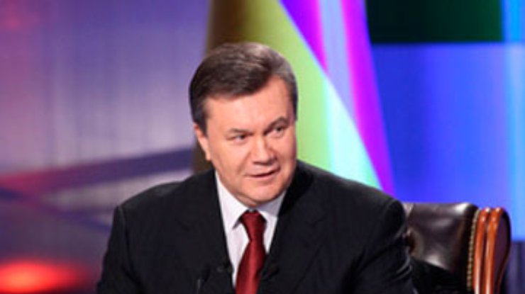 Янукович поручил сократить "лишних" замов в органах власти