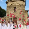 В Керчи впервые прошел парад невест