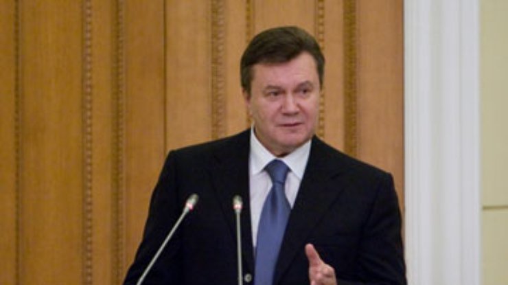 Янукович разрешил жителям общежитий приватизировать комнаты еще 3 года