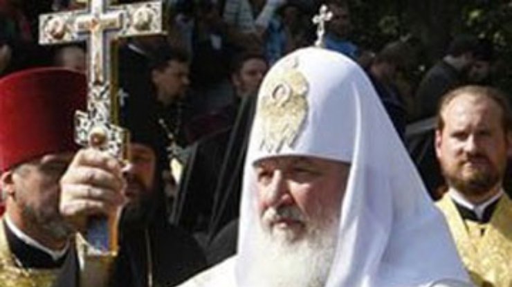 Патриарх Кирилл похвалил жителей Буковины за стойкость