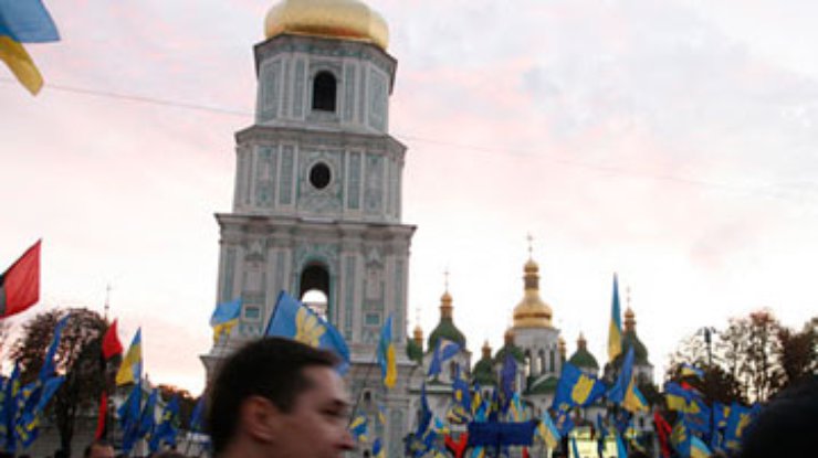 Киевские власти разрешили коммунистам и "Свободе" провести акции 14 октября