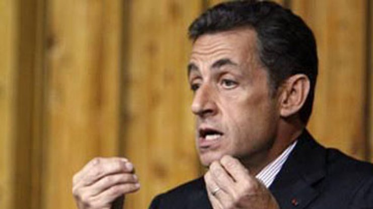 Саркози уже тошнит от советов Кэмерона по поводу евро