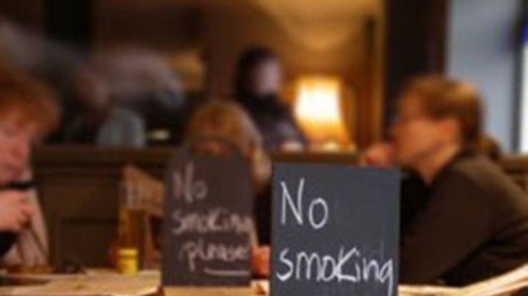В случае полного запрета на курение рестораны могут потерять треть клиентов