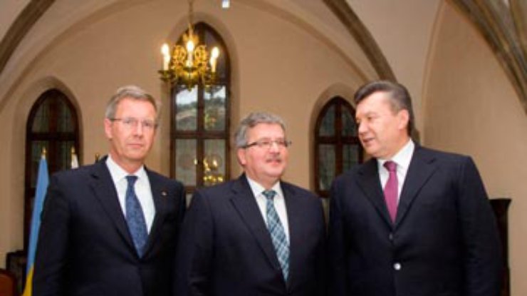 Янукович признал, что дела против Тимошенко мешают ассоциации с ЕС