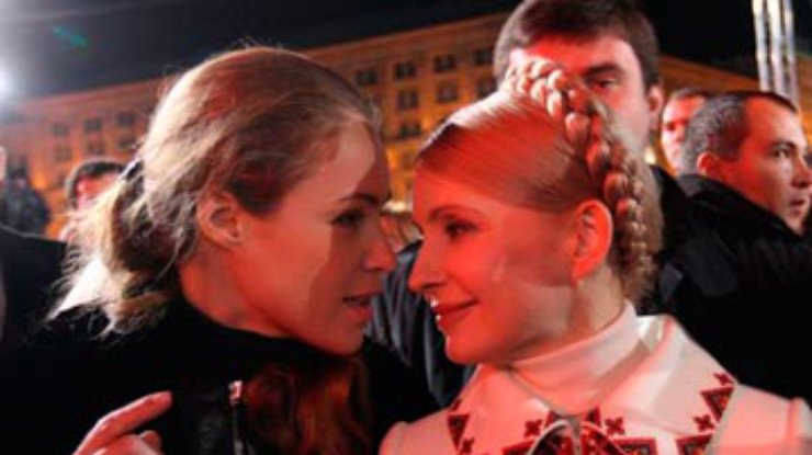 Королевская хочет спросить у Тимошенко в СИЗО, не возглавить ли ей партию