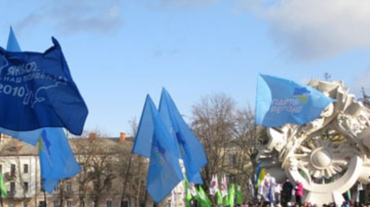 В Хмельницком протестовали 3 тысячи предпринимателей