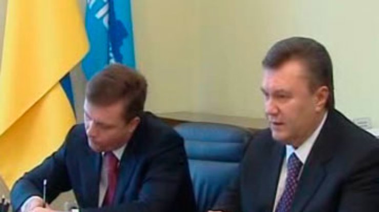 Реформа прекратит теневую приватизацию земли - Янукович