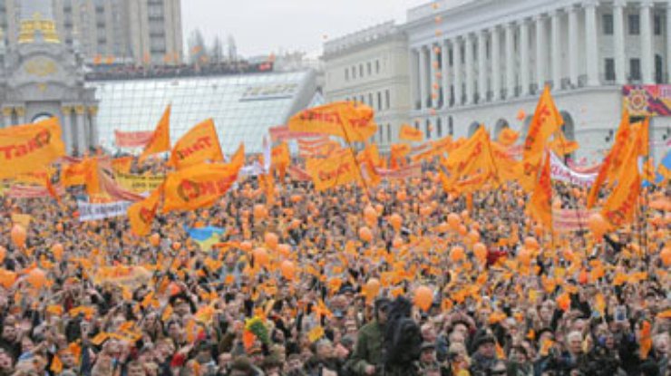 "Оранжевые" намерены вопреки решению суда выйти на Майдан