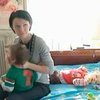 В Черновцах одинокая мать воспитывает двоих детей, больных ДЦП