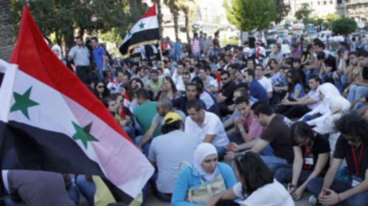 На фоне протестов в Сирии проходят выборы местной власти