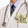Страховщики уверяют, что медстрахование эффективнее платных услуг в больницах