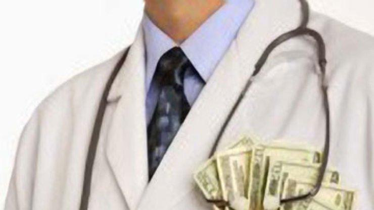 Страховщики уверяют, что медстрахование эффективнее платных услуг в больницах