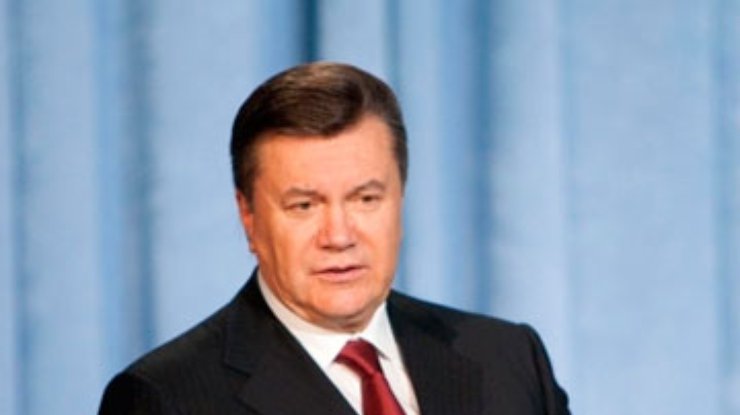 Янукович обвинил Энергетическое сообщество в ущемлении прав Украины