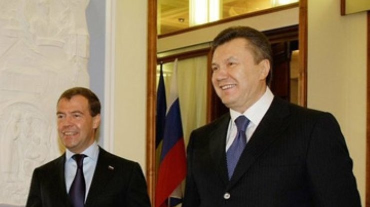 СМИ: Янукович и Медведев могут встретиться сегодня ночью