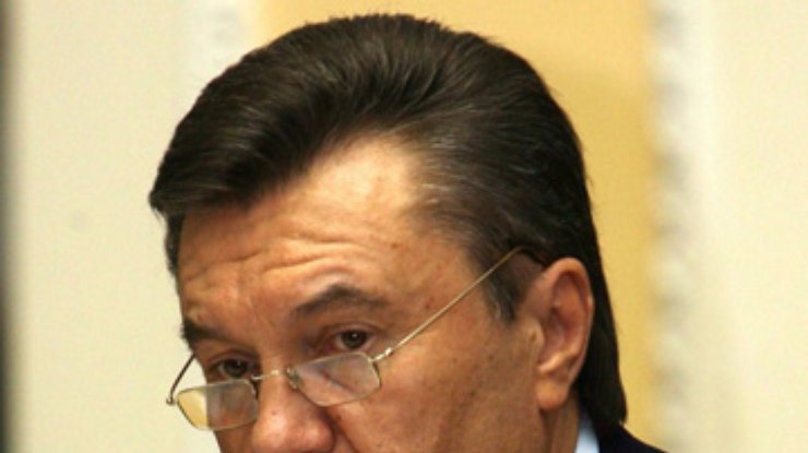 Янукович объяснил протестные акции украинцев просчетами власти