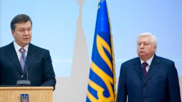 Янукович поручил Пшонке взяться за хмельницкого губернатора