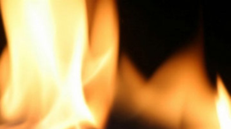 Двое человек сгорели в частном доме на Буковине