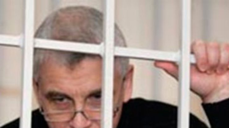 Родные Иващенко требуют прекратить "пытки" над ним