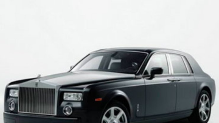 Rolls-Royce демонстрирует рекордные продажи автомобилей