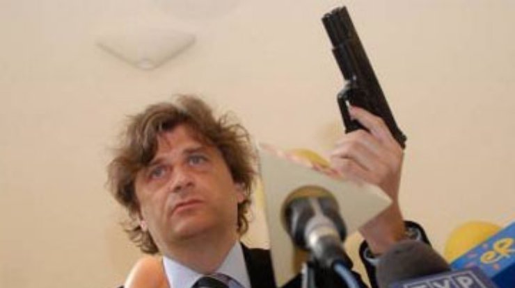 Польские депутаты не смогли покурить травку в парламенте