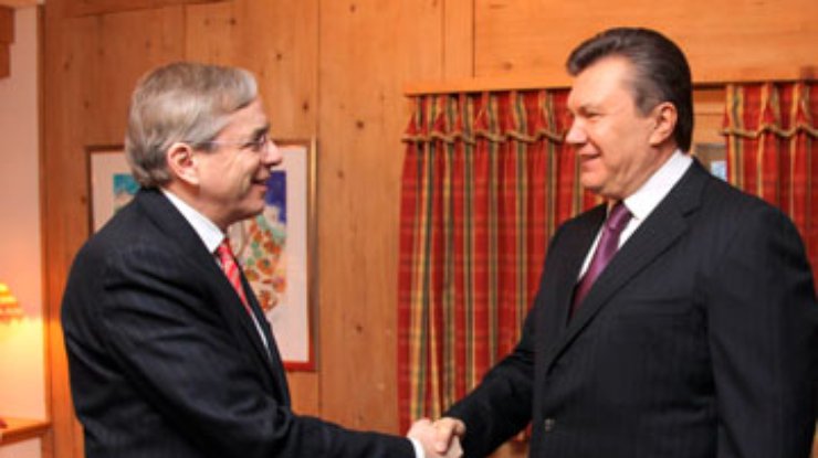 Янукович встретился с главой ЕБРР