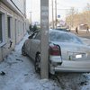 В Одессе автомобиль сбил трех человек на остановке