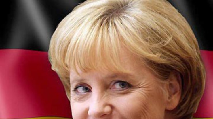 Рейтинг Меркель достиг рекордно высокой отметки - опрос
