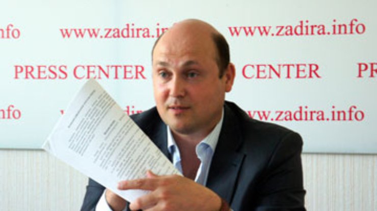 В "Реформах ради будущего" говорят, что Забзалюку давали деньги на лечение