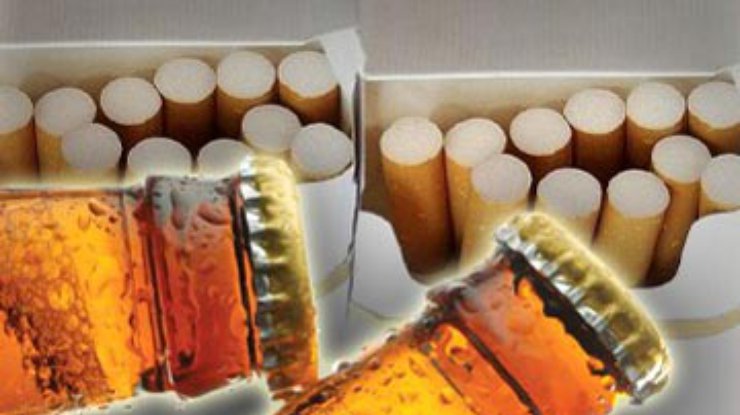 Табачник требует запретить алкоголь и сигареты в учебных заведениях