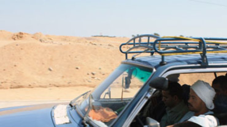 Египет просит Палестину вернуть 1,4 тысячи автомобилей
