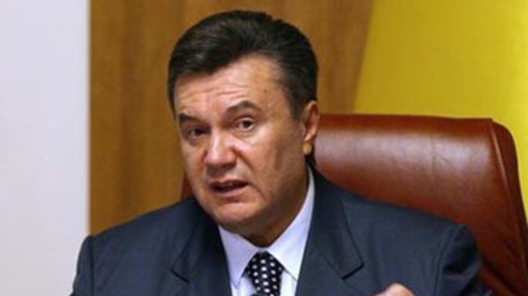 Янукович удивлен требованиями оппозиции о встрече с ним