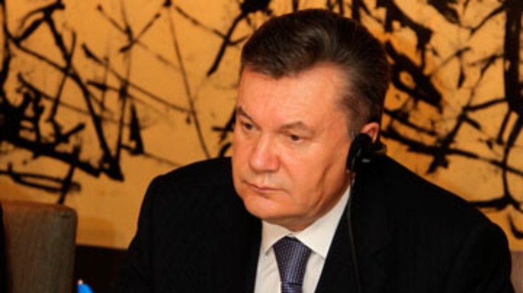 Янукович поручил парафировать ассоциацию с ЕС как можно быстрее