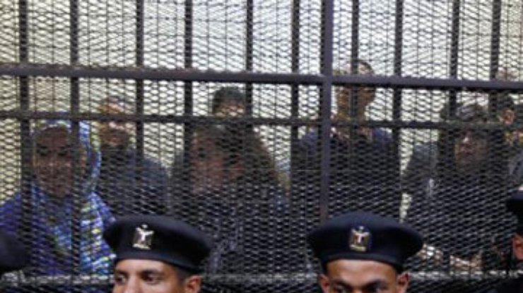 Египет выдворил иностранных правозащитников и демократических активистов