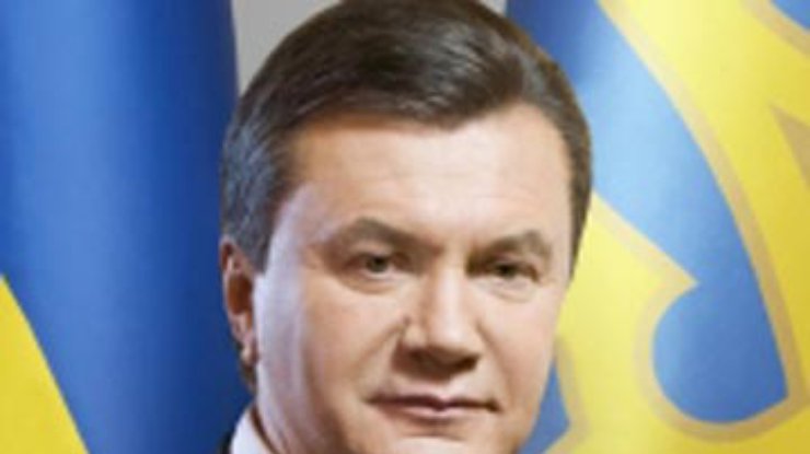 Янукович поздравил Владимира Кличко с победой над Мормеком