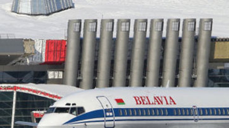 Москва перестала давать посадку белорусским самолетам