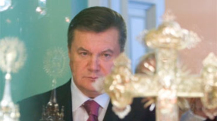 Янукович рассказал о вкладе митрополита Владимира в развитие Украины