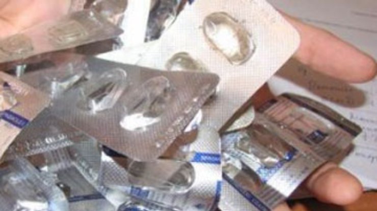 Минздрав призывает граждан сообщать о "наркоманских" аптеках