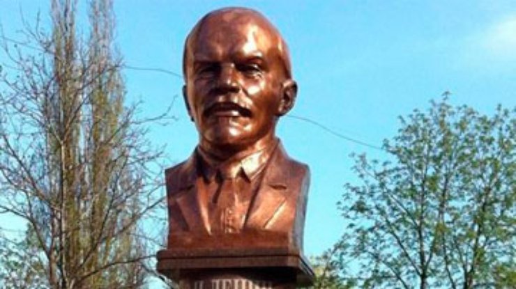 В Донецкой области сегодня поставят памятник Ленину