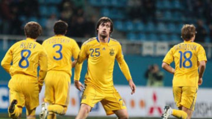 В победу Украины в первом туре Евро-2012 верят 70% болельщиков