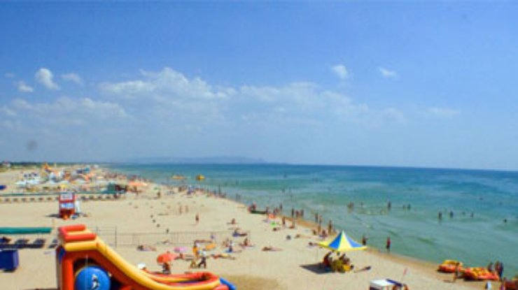 В Украине работает более половины пляжей
