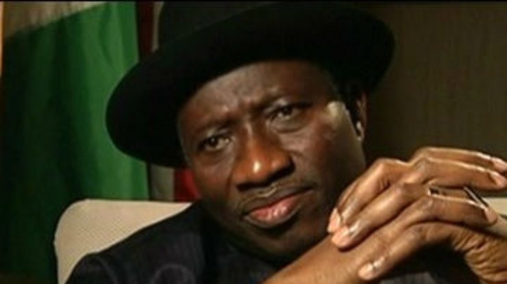 Президент Нигерии хочет ограничить рождаемость в стране