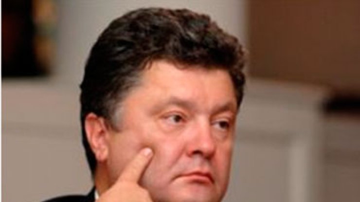 Порошенко надеется, что Янукович ветирует "языковой" закон