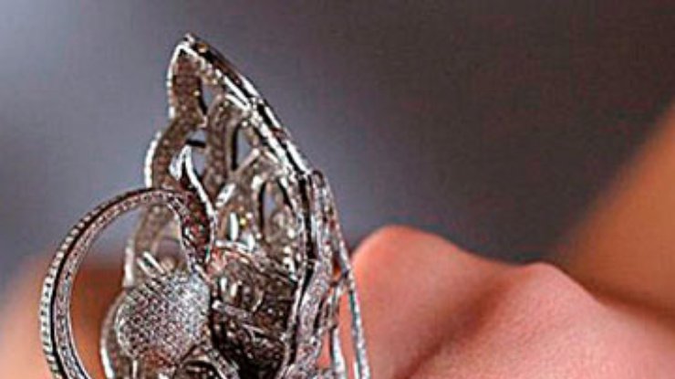 Украинские ювелиры создали самое дорогое кольцо в мире
